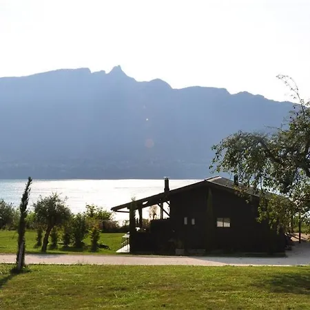 Le Cabanon Du Lac, Aix-les-bains * Tresserve